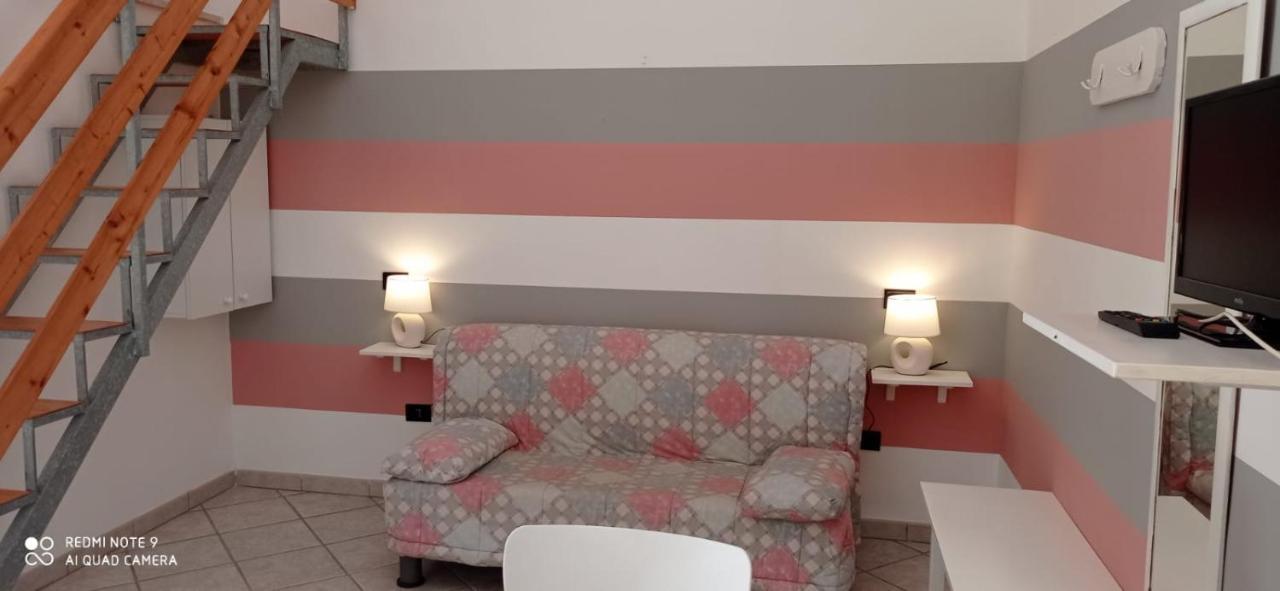 Corte Nel Borgo Apartment Minervino di Lecce Bagian luar foto