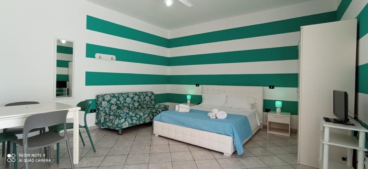 Corte Nel Borgo Apartment Minervino di Lecce Bagian luar foto