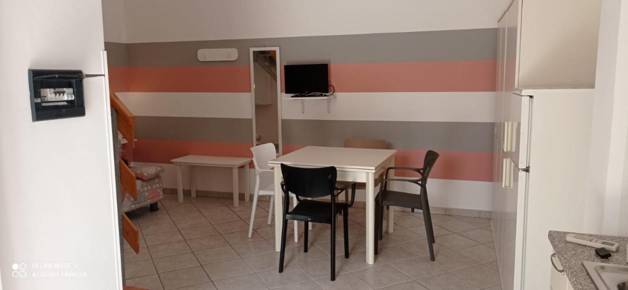 Corte Nel Borgo Apartment Minervino di Lecce Bagian luar foto